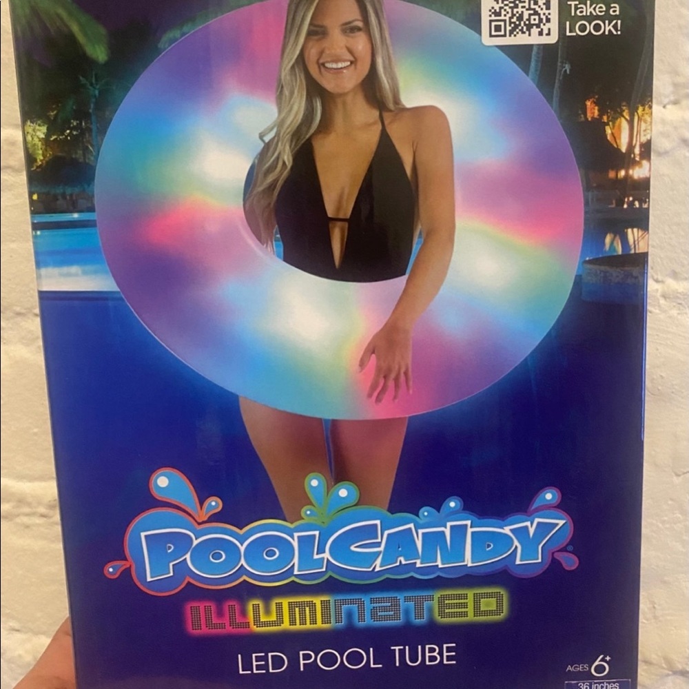 NEW LED Illuminated Pool Tube by Pool Candy